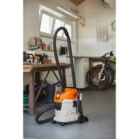 STIHL SE33 Wet/Dry Vacuum, Model# SE01-012-4410 | Northern Tool