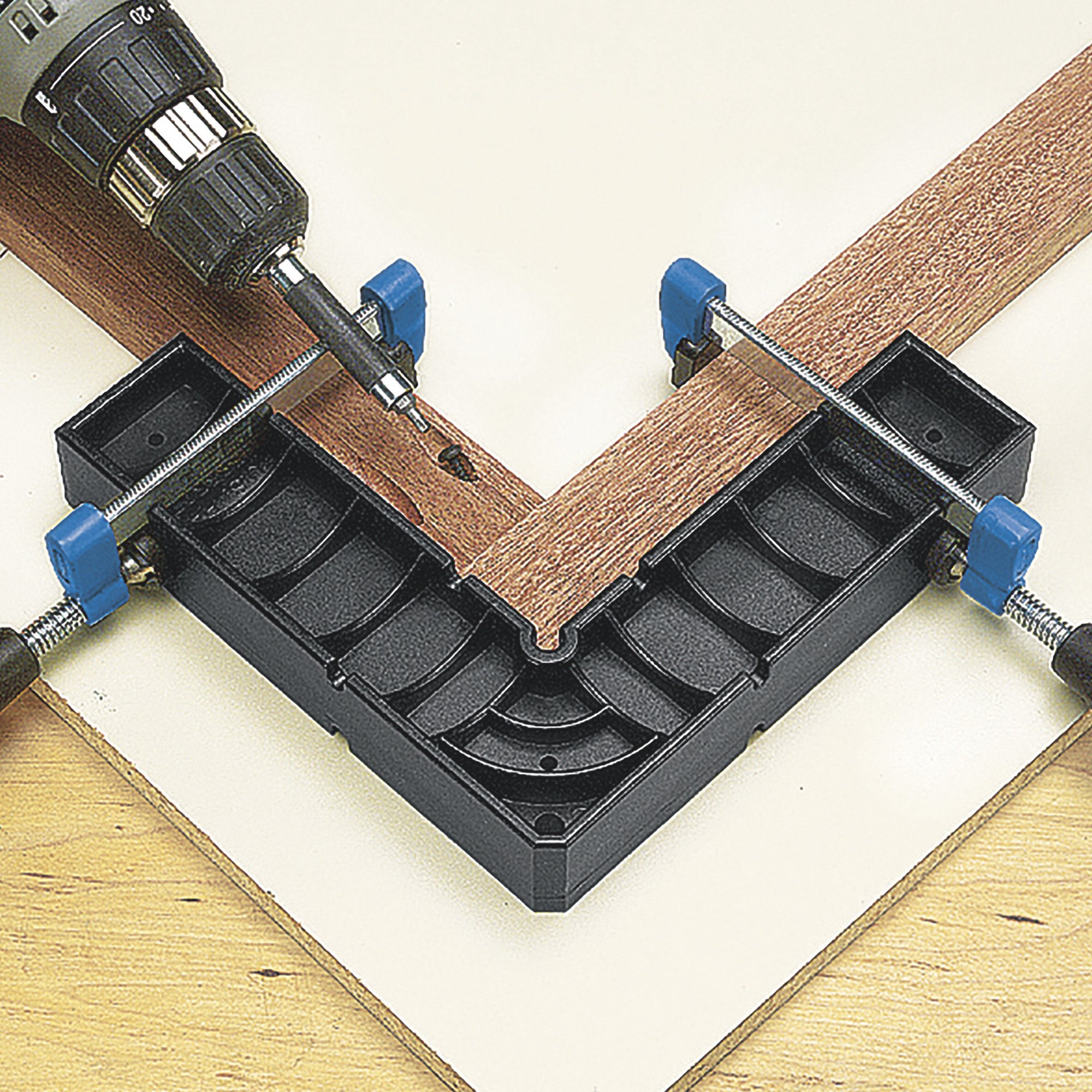 Rockler Ellipse/Circle Router Jig , Model 27712 Northern Tool