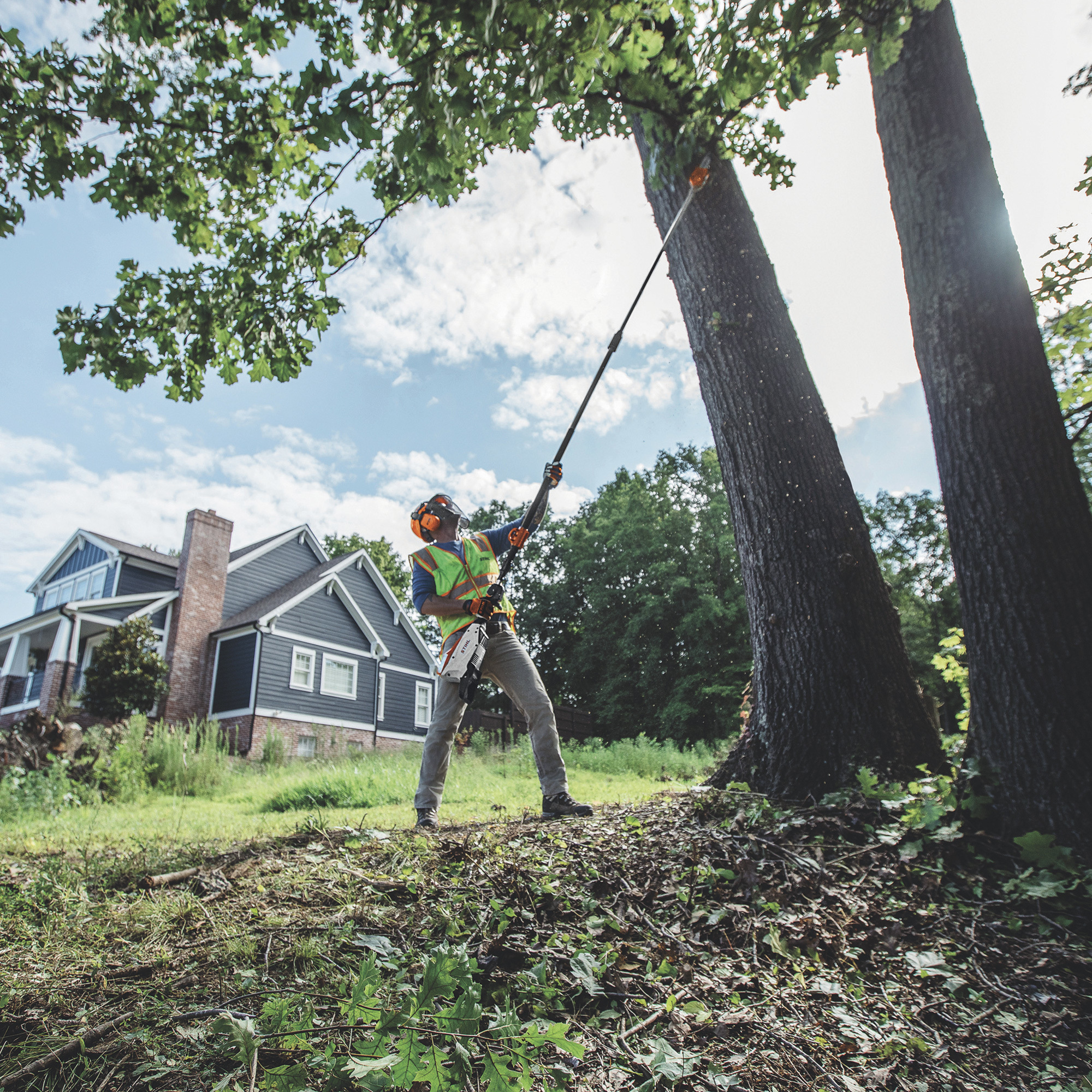 Stihl BatteryOperated LiIon Cordless Pole Pruner — 10in. Bar, 13ft.L Shaft, Model HTA 135