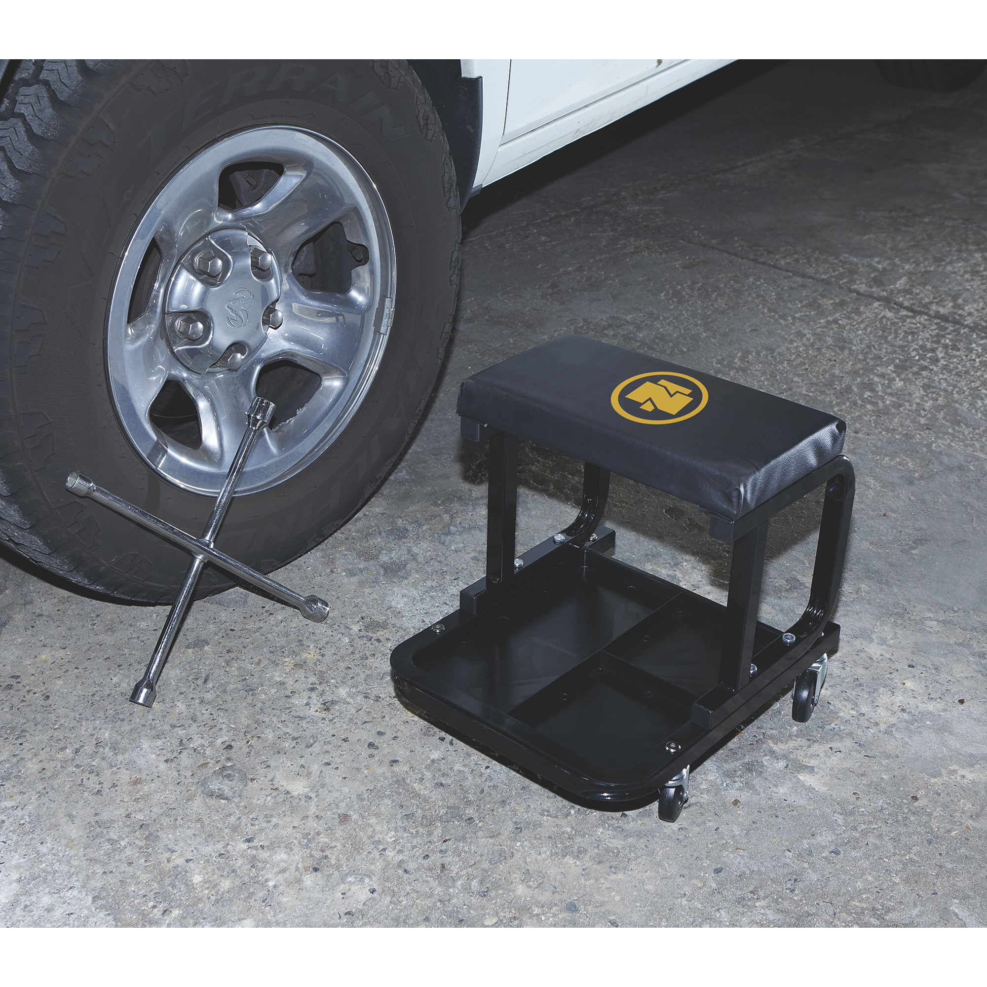 Northern Tool + Equipment Wide Mechanic's Roller Seat — Steel, 400-Lb.  Capacity