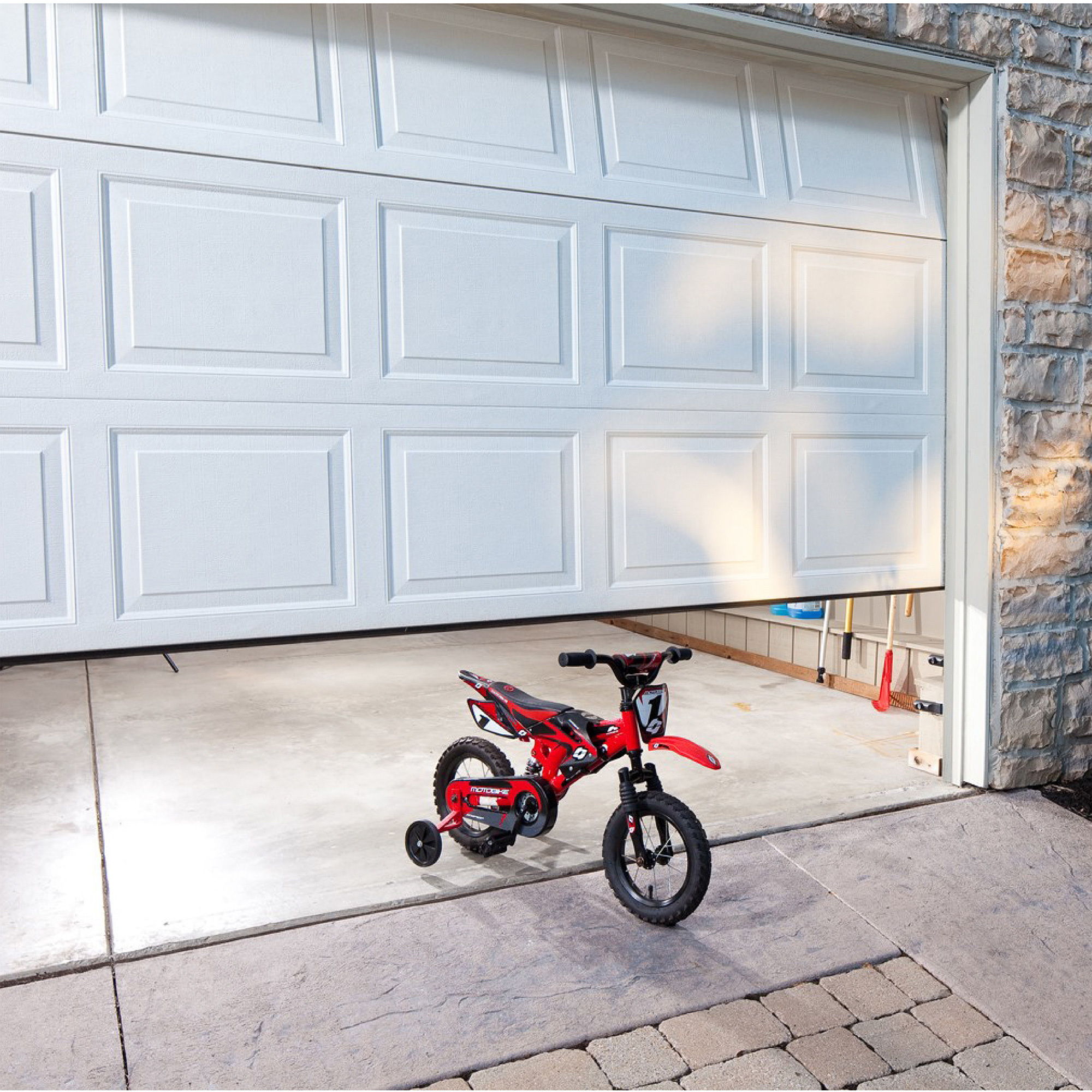 Genie SafeTBeam System — Compatible with HomeLink and Car2U Systems