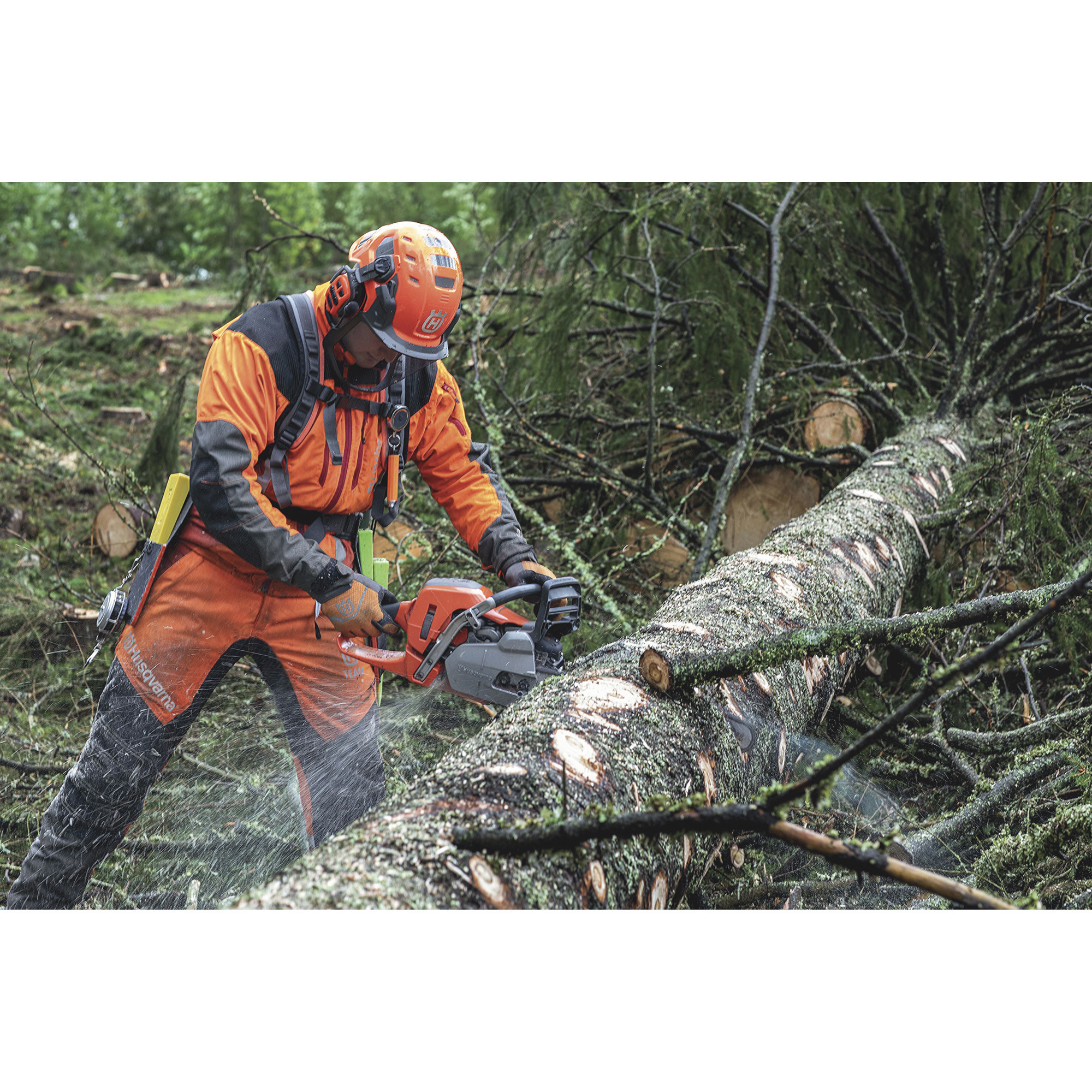 Husqvarna 550xp mark ii deals 50.1 cc gas chainsaw