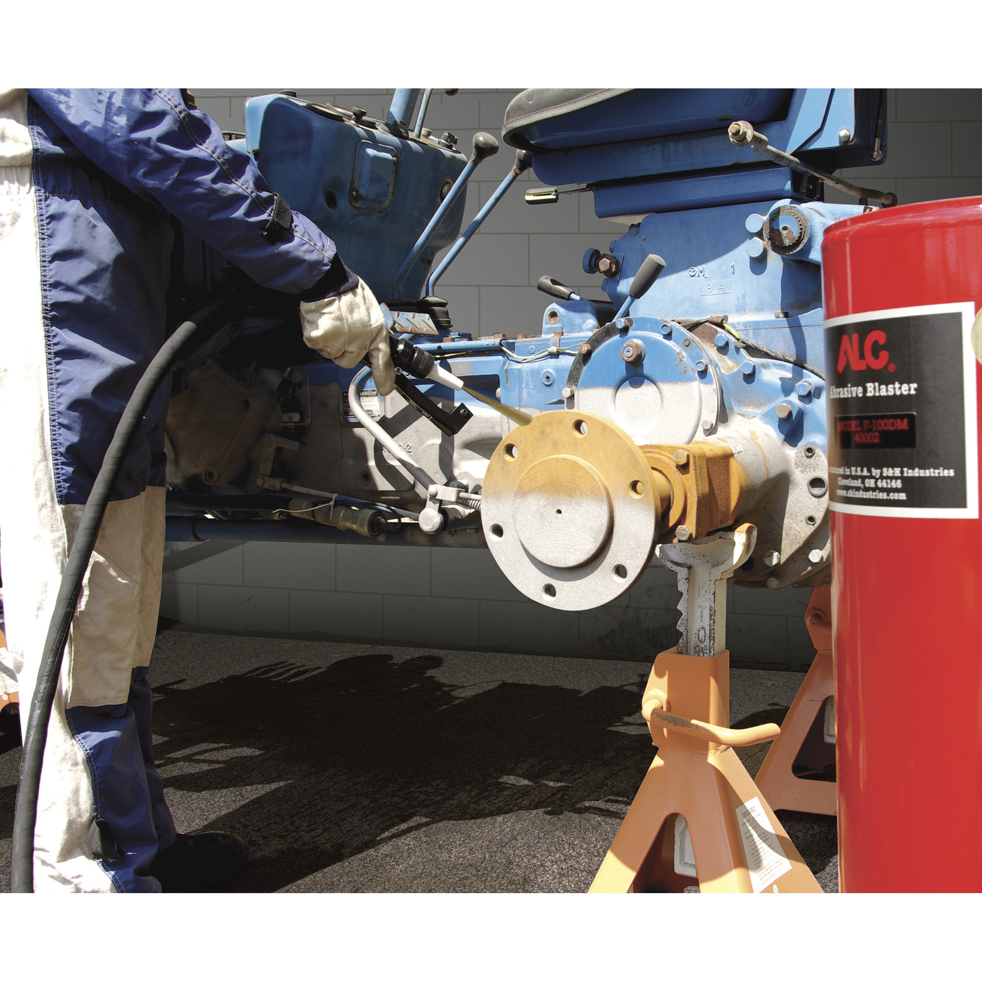 ALC Abrasive Blaster, 90Lb. Capacity, Model 40002 Northern Tool