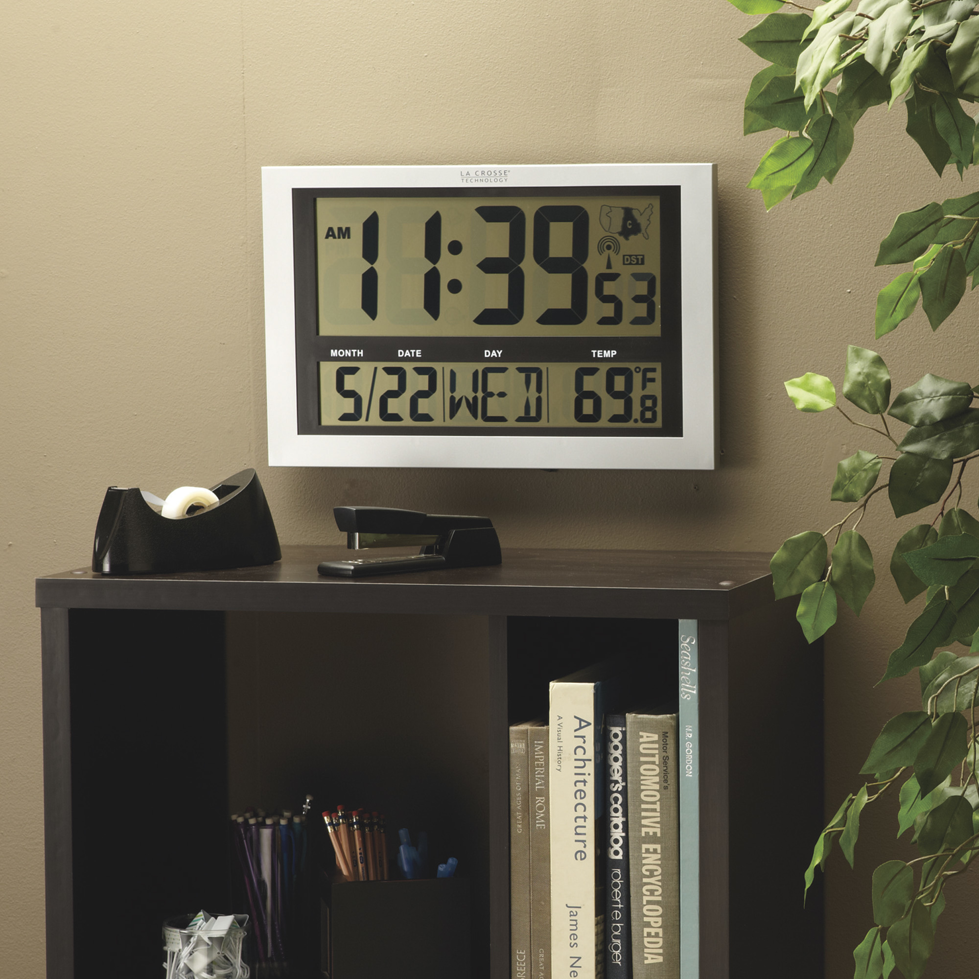 Digital LCD Clocks – Big Display Atomic Clock