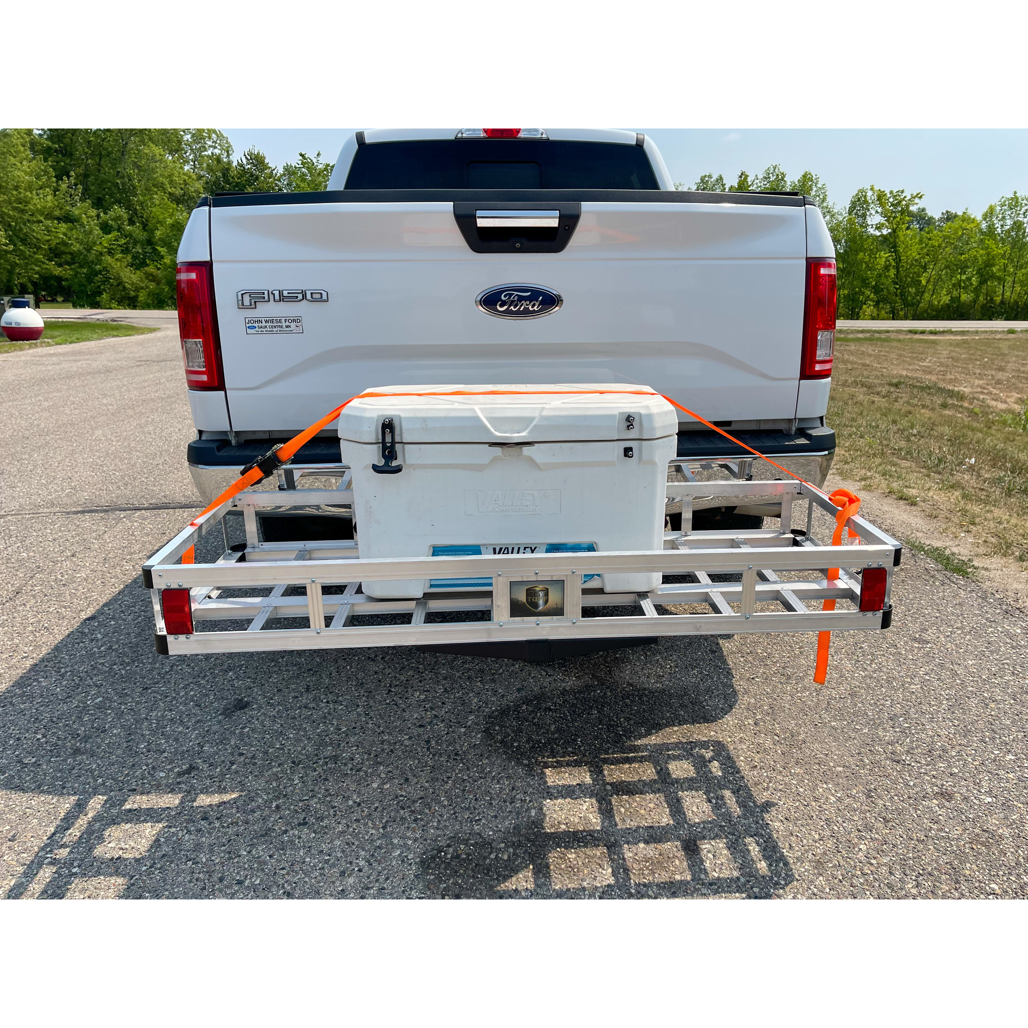 Tow tuff cargo discount carrier