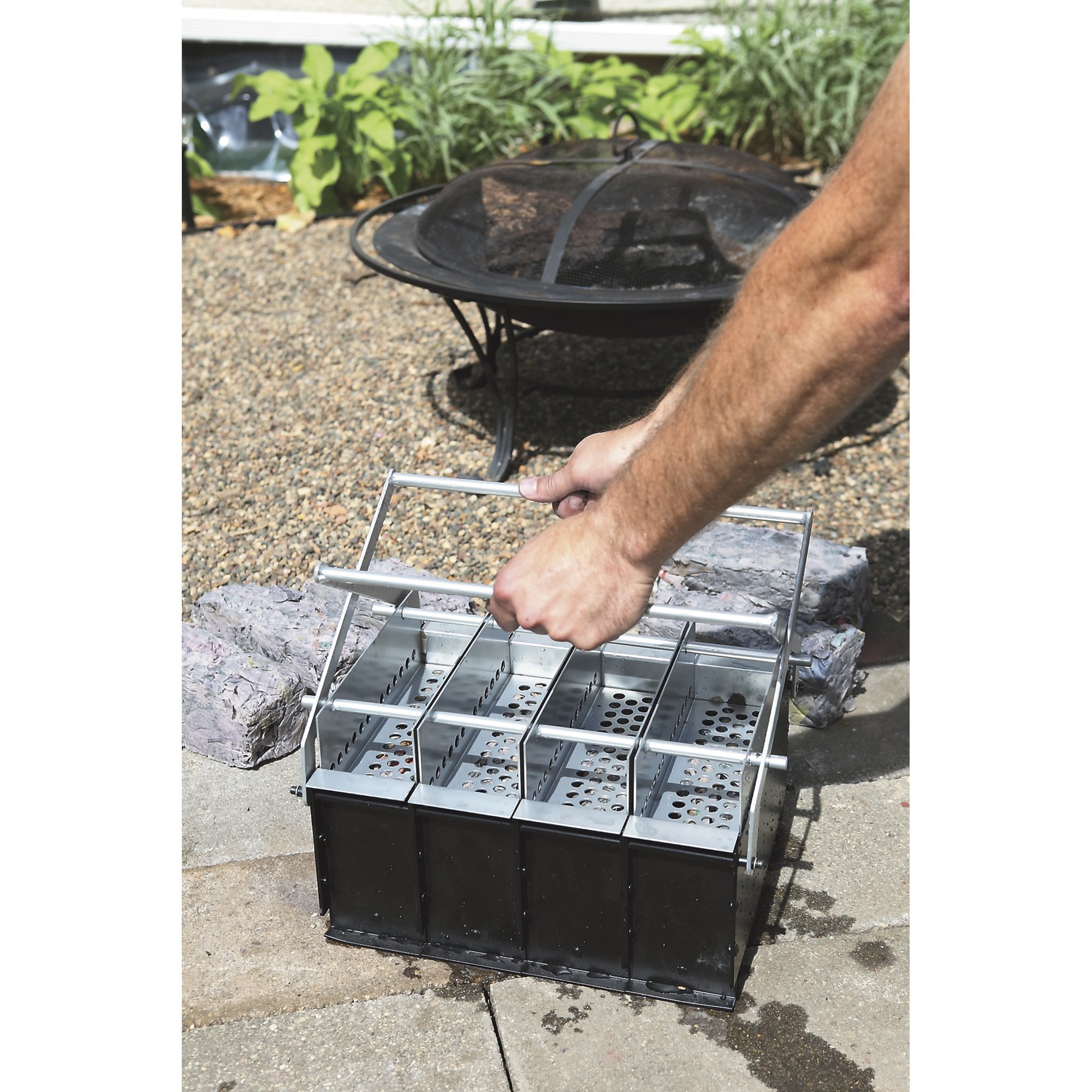 4-in-1 Paper Log Maker — Fire-Ready Bricks Made from Newspaper