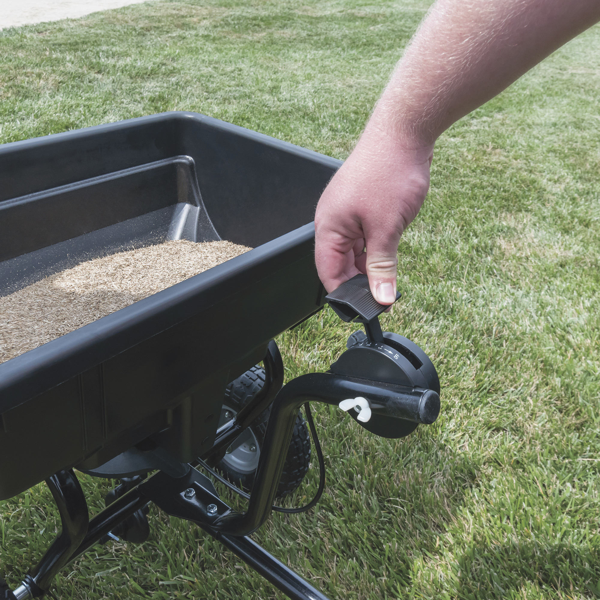 AgriFab TowBehind Broadcast Spreader, 85Lb. Capacity, Model 450530