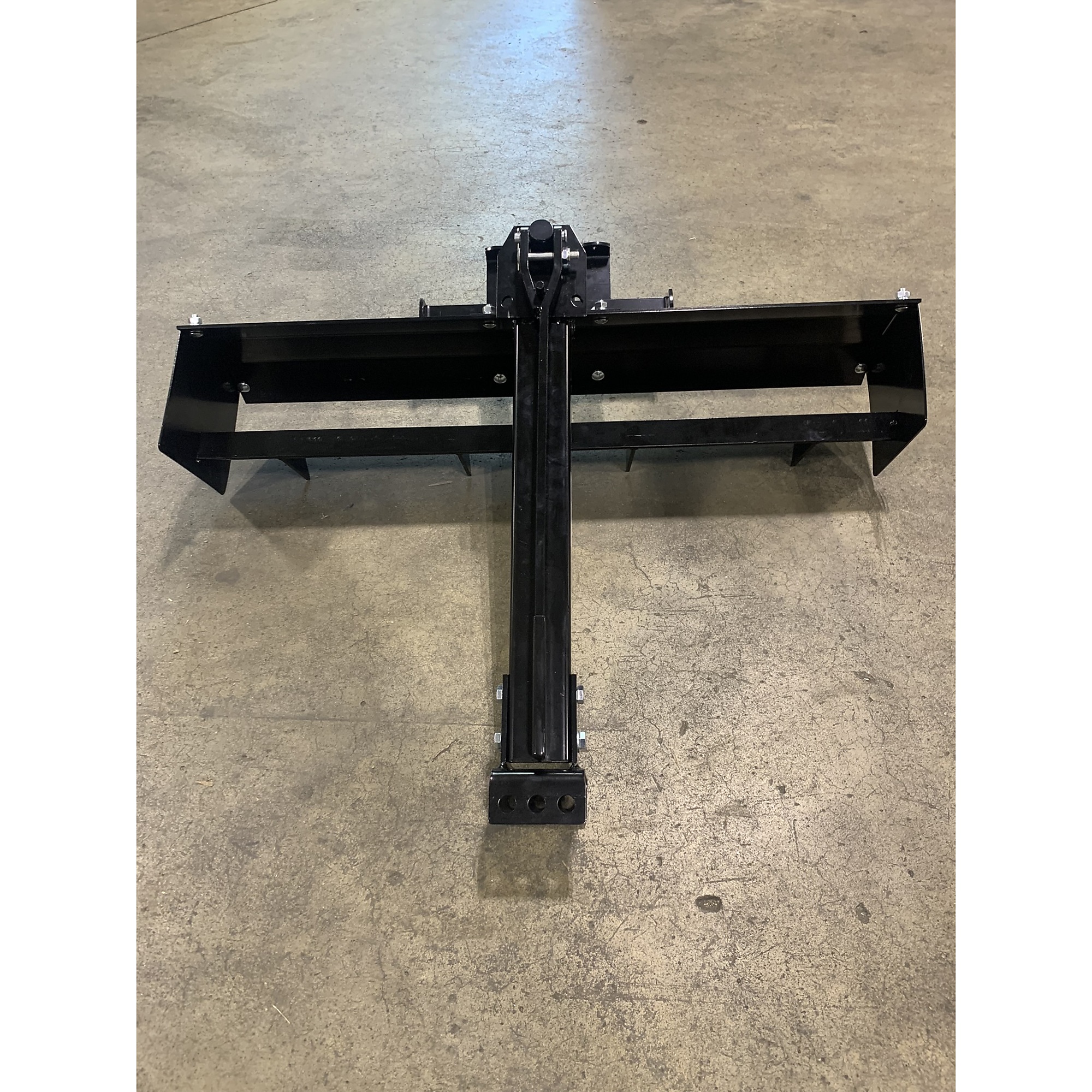 Field Tuff, Sleeve Hitch Box Blade, Model FTF38BBSH Northern Tool