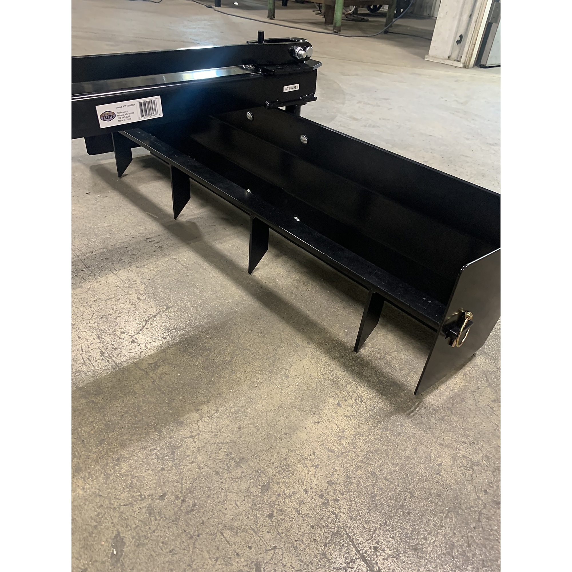 Field Tuff, Sleeve Hitch Box Blade, Model FTF38BBSH Northern Tool