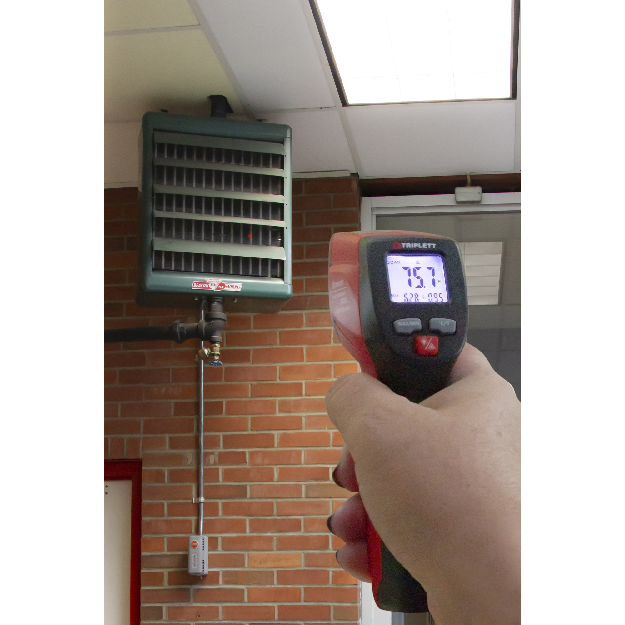 Triplett IRT220 - 12:1 Non-Contact Infrared Laser Thermometer