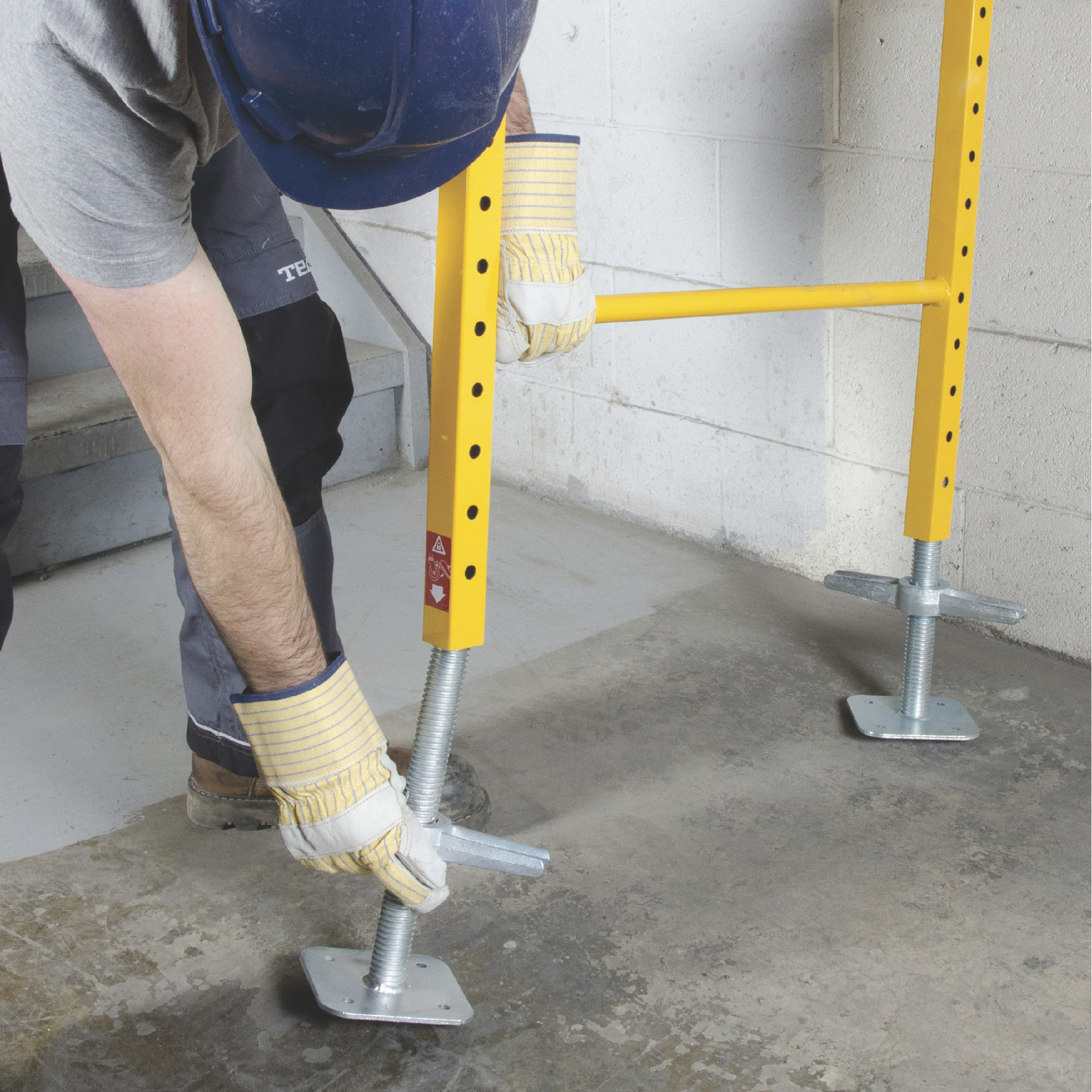 Metaltech Adjustable Leveling Jacks, 4-Pk., For Baker-Style