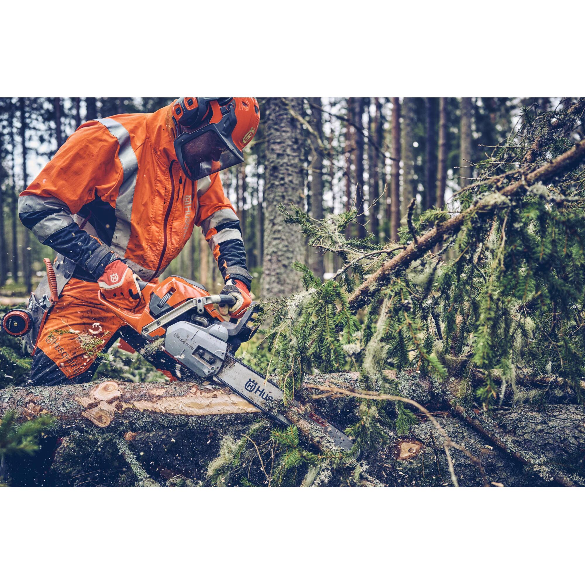 Husqvarna, 562 XP Mark II Gas Chainsaw, Bar Length 20 in, Engine