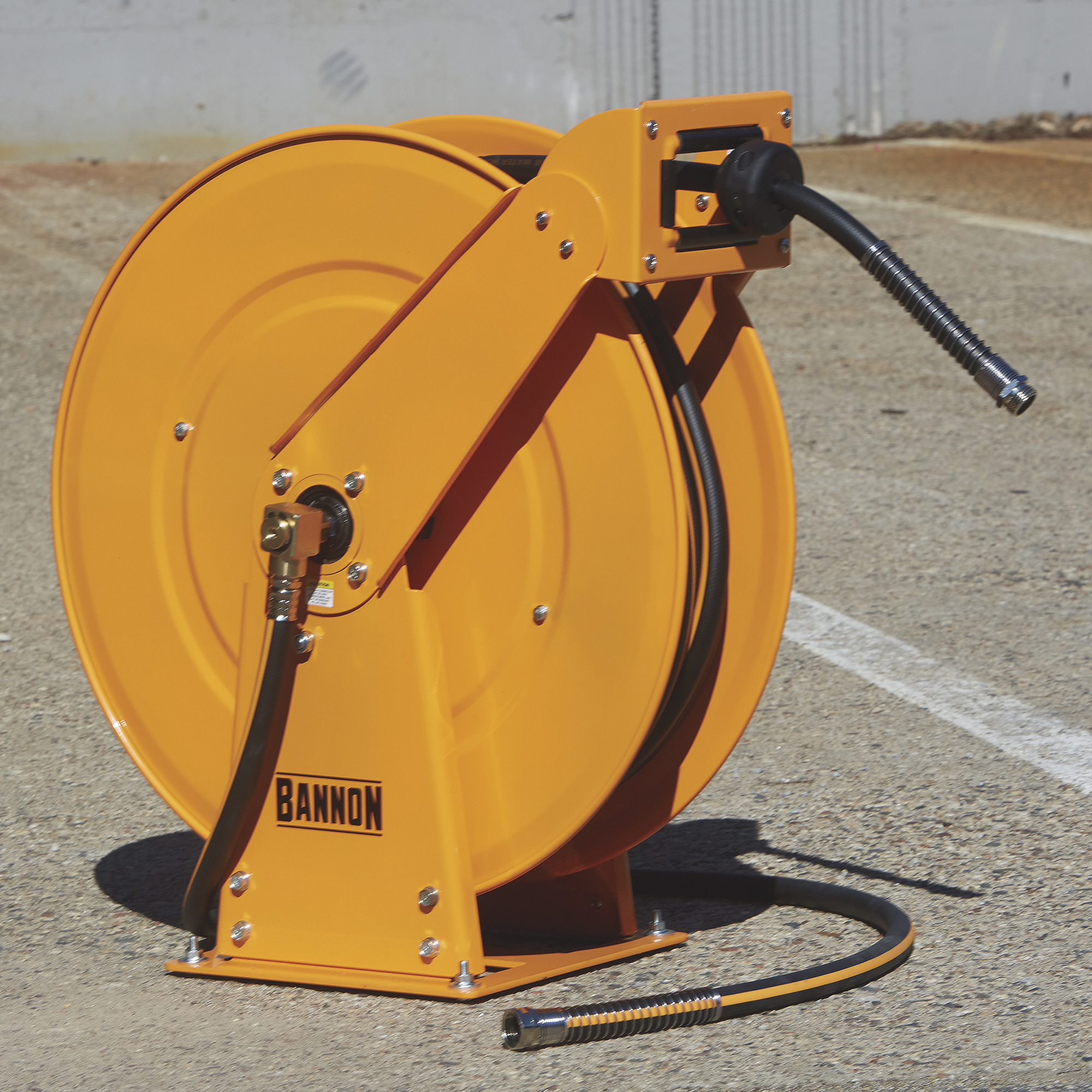 Bannon Heavy-Duty Steel Hose Reel with 3/4in. Dia. x 100ft.L Hose