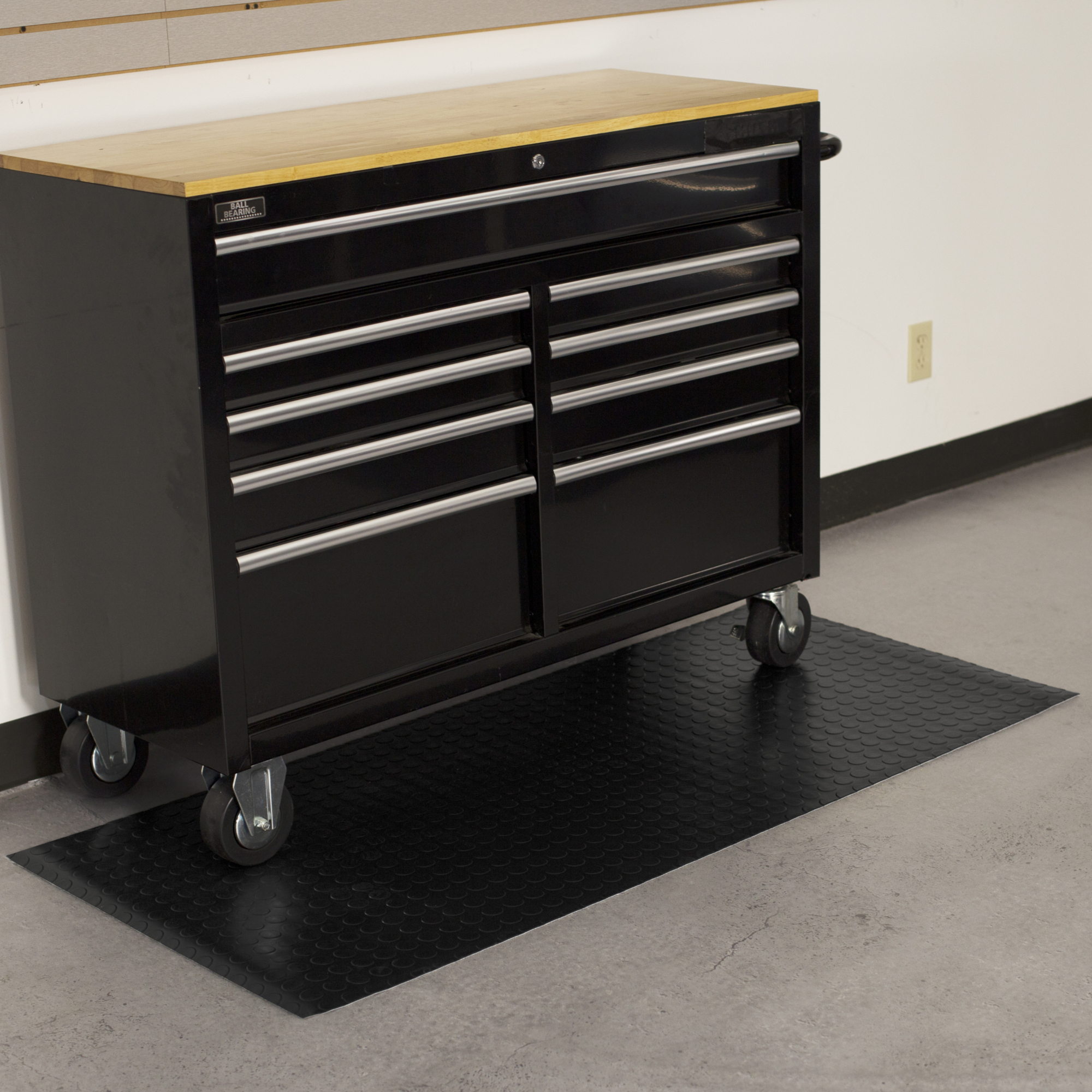 G-Floor, Vinyl Performance Floor Runner, Coverage Area 11.25 ft², Model# WGRUN75CN2760MB