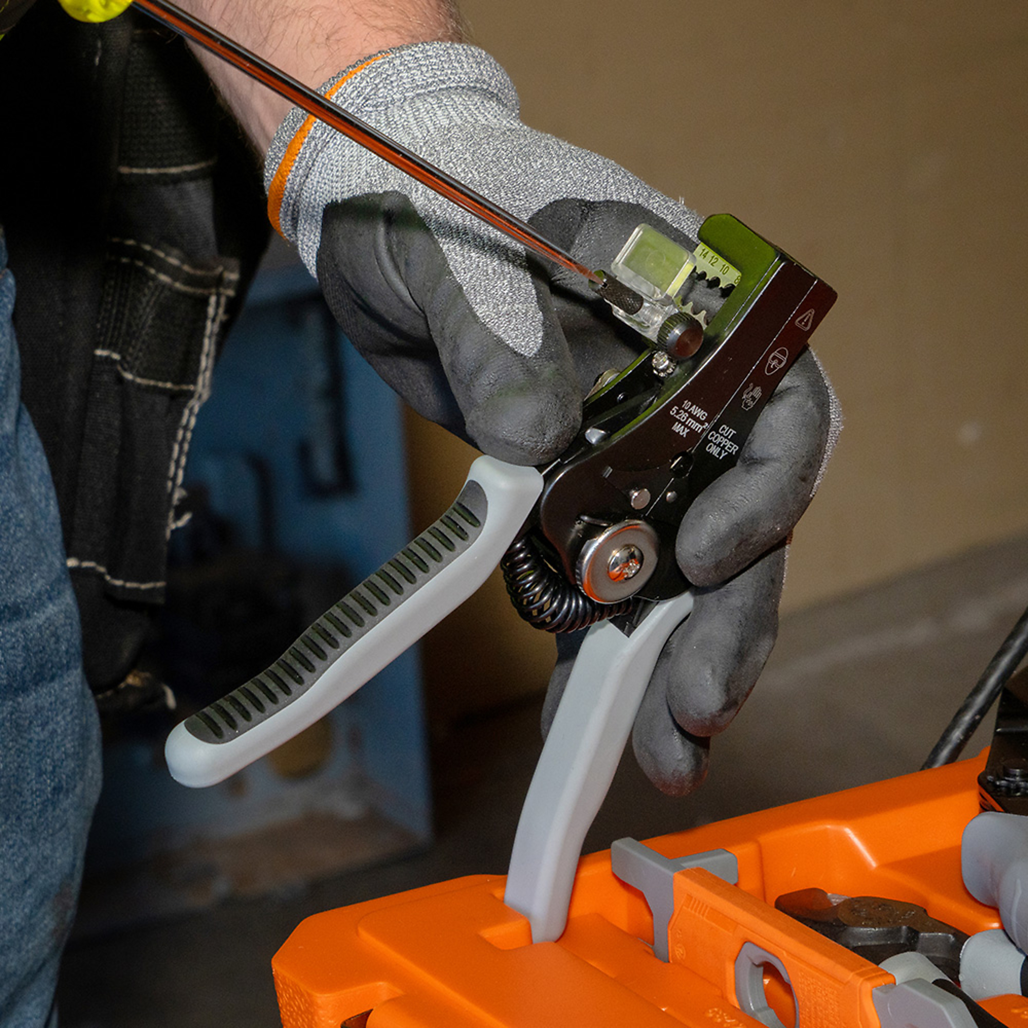thumbnail 4 of 9