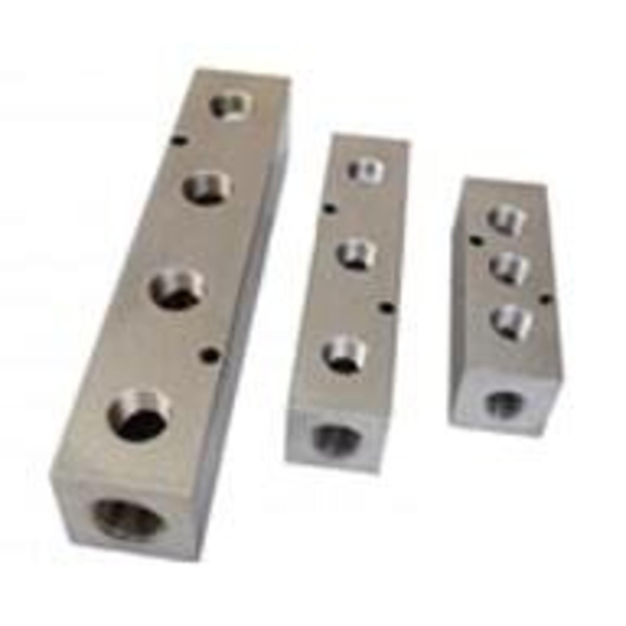 RapidAir, Air Manifold 3/4in. X 3 Port 3/4in., Model# H-75-75-3