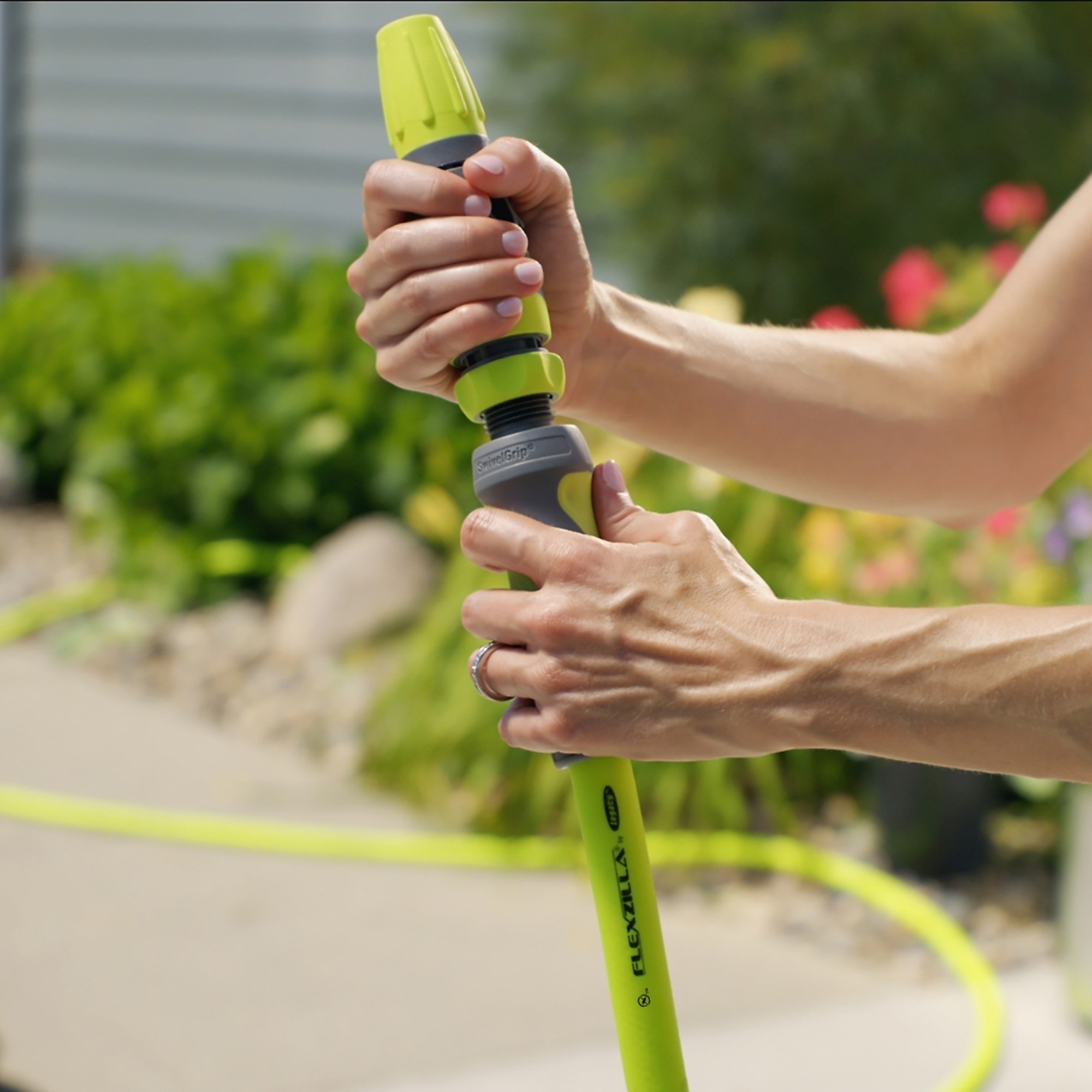 Flexzilla SwivelGrip Garden Hose - Thumbnail 4
