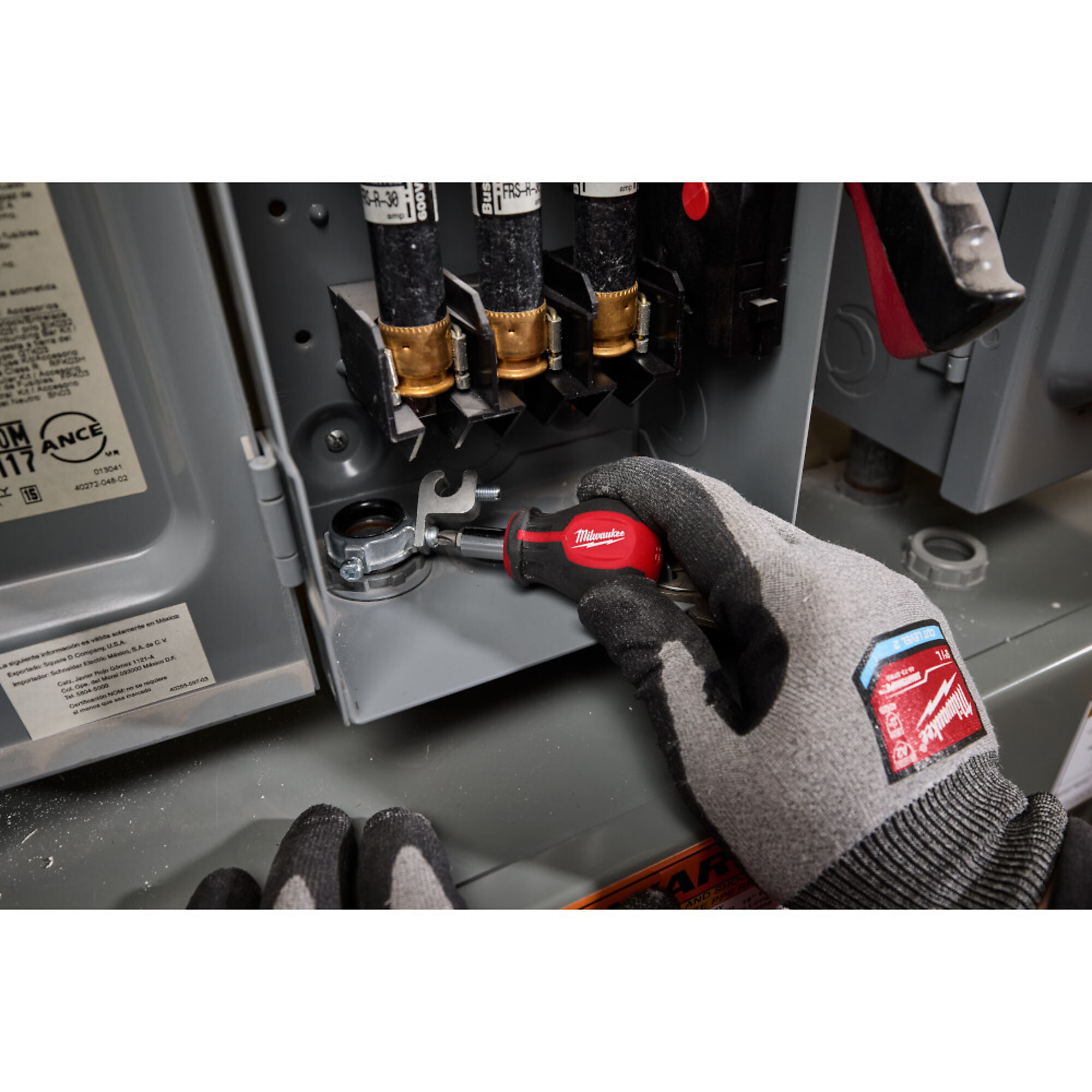 Milwaukee 6-IN-1 Stubby Multi-Bit Screwdriver, Model# 48-22
