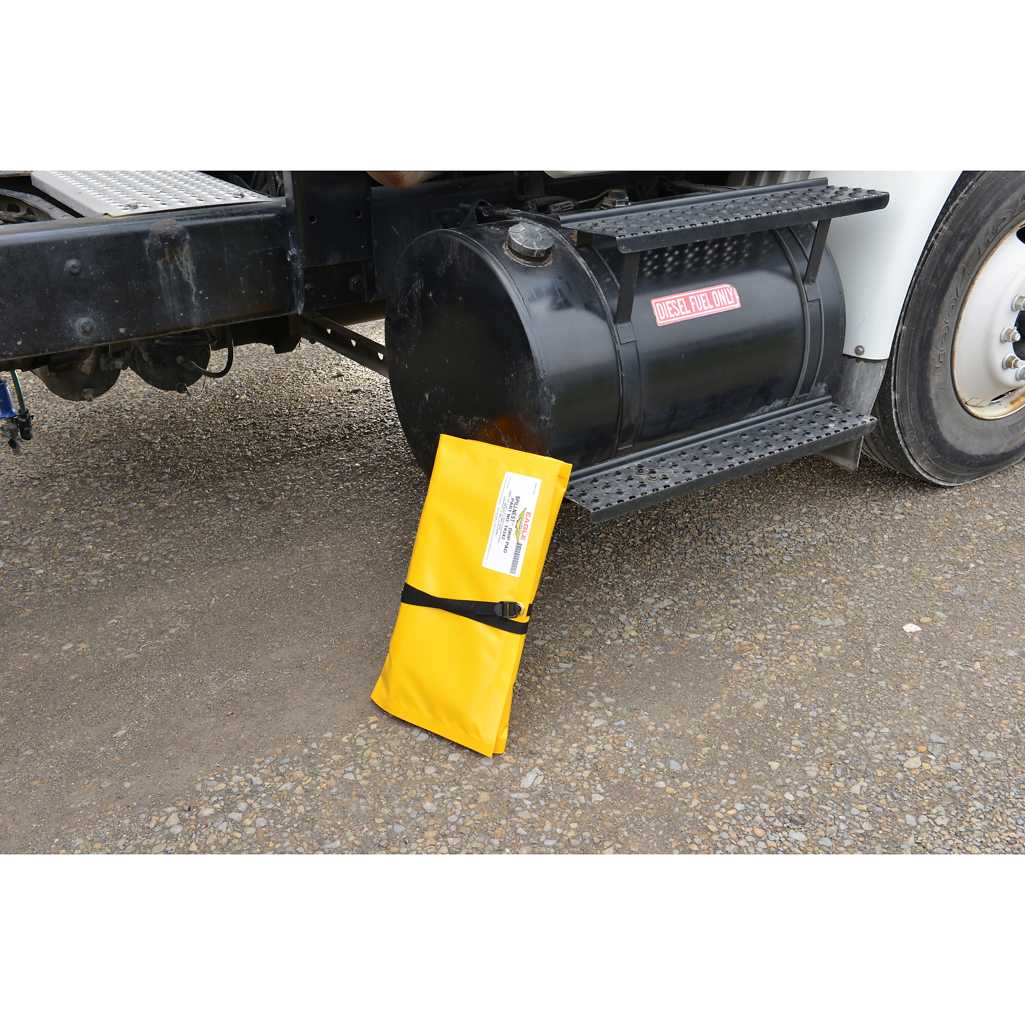 Eagle Quik-Deploy SpillNEST Folding Spill Containment Berm — 2ft. x 3ft. x 6in., 22-Gal. Capacity, PVC Fabric, Yellow, Model# T8002FS