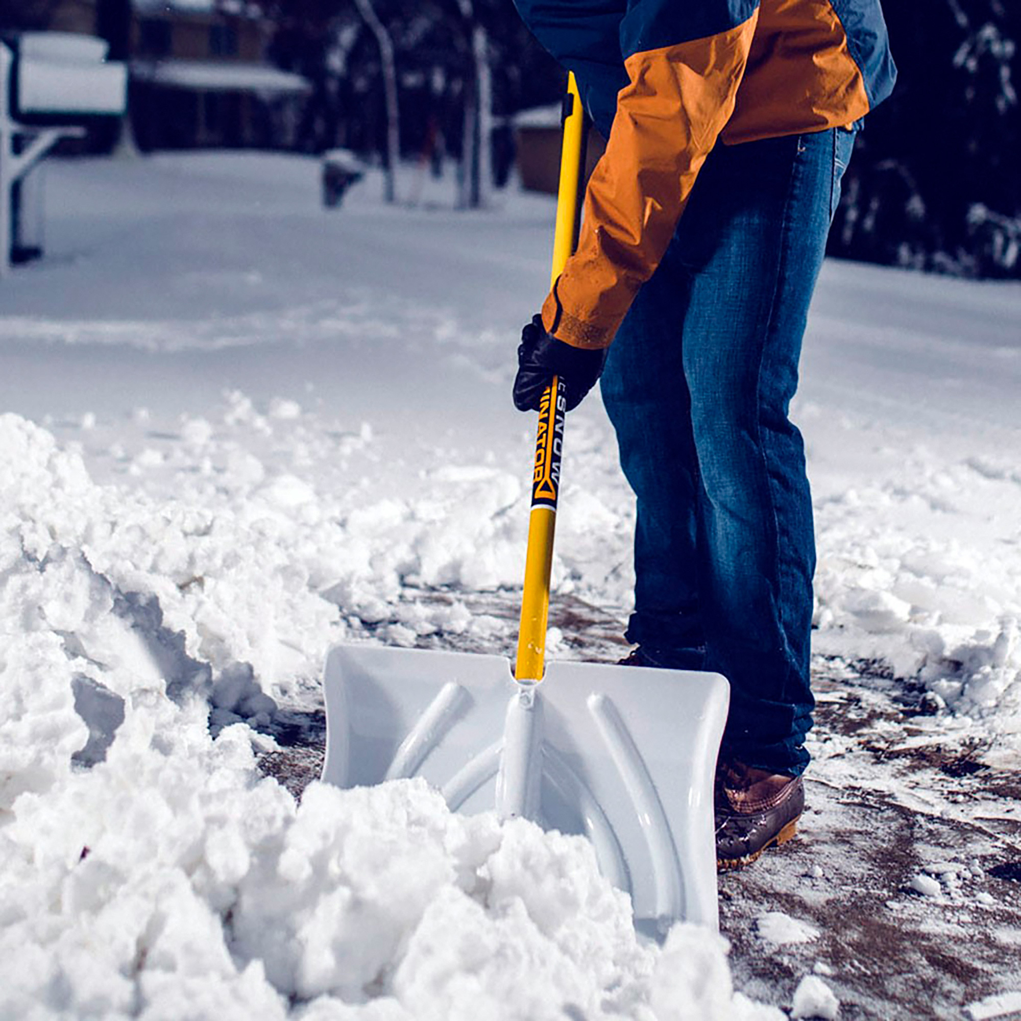 The Snowplow Snow Dominator Polycarbonate Shovel — 18in.W, Model# 50590 ...