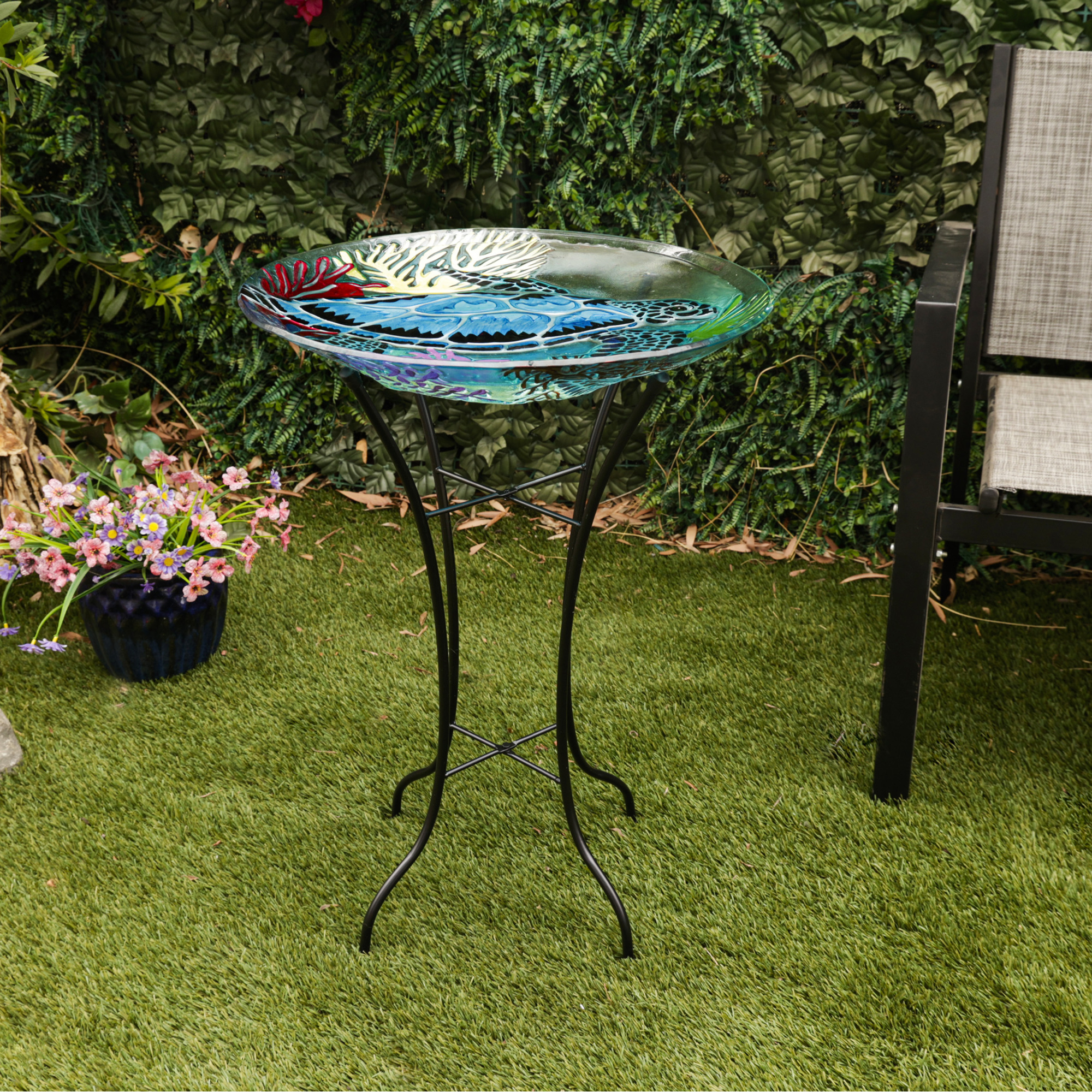 Alpine Corporation KBD172A-18 18" Glass Birdbath with Turtle Accent and Black Metal Stand, Outdoor Garden and Patio Decor, Blue