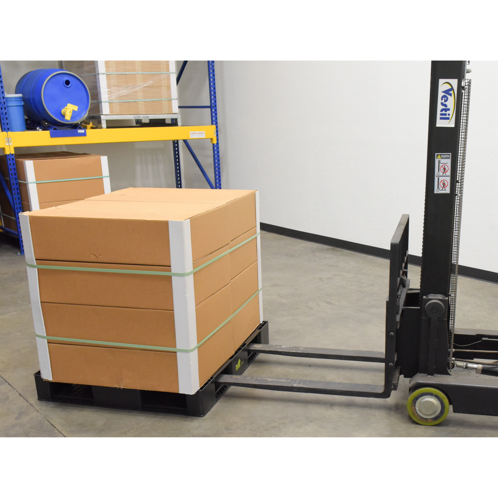 Solid Top Rackable Pallets Vestil High Density Polyethylene Solid Top Rackable Pallet/Skid 39-1/8 ...