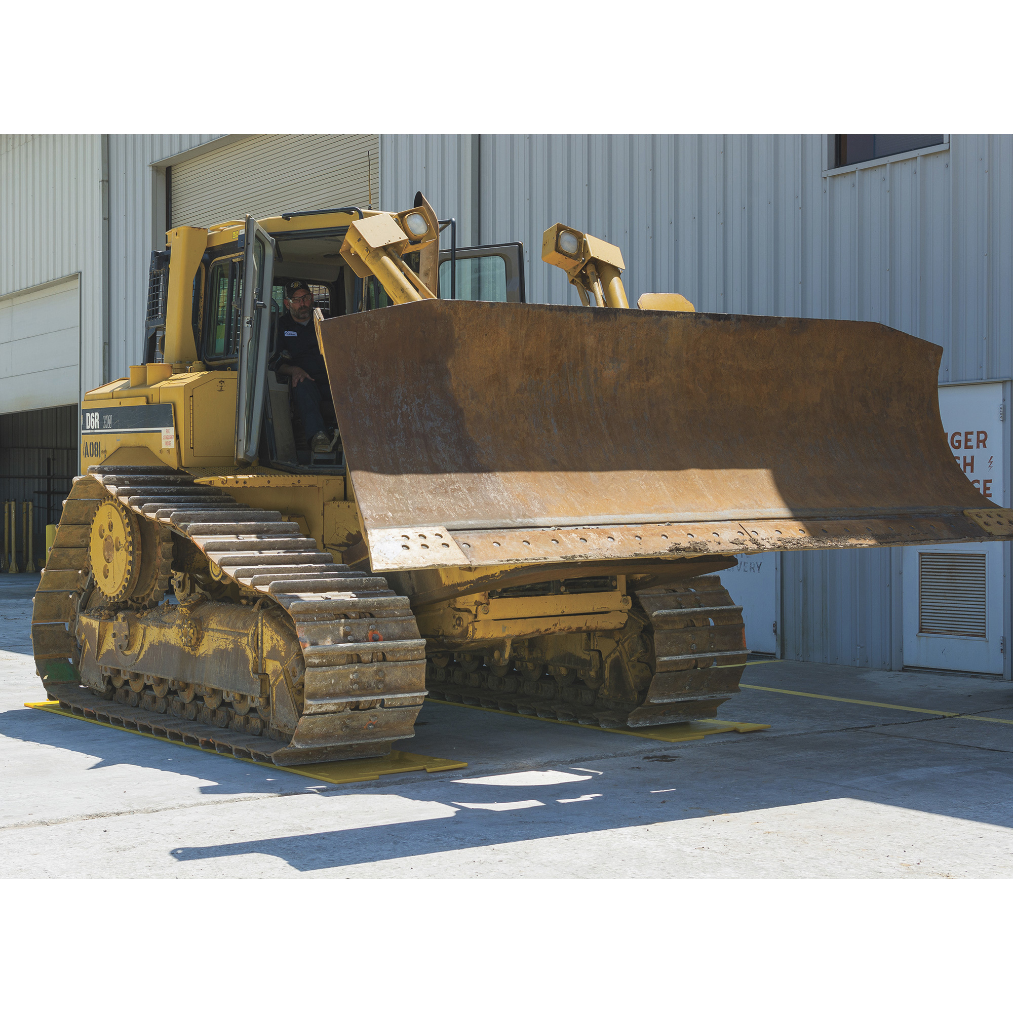 DOZER TRACK FLOOR PROTECTION MATS - AME INTL