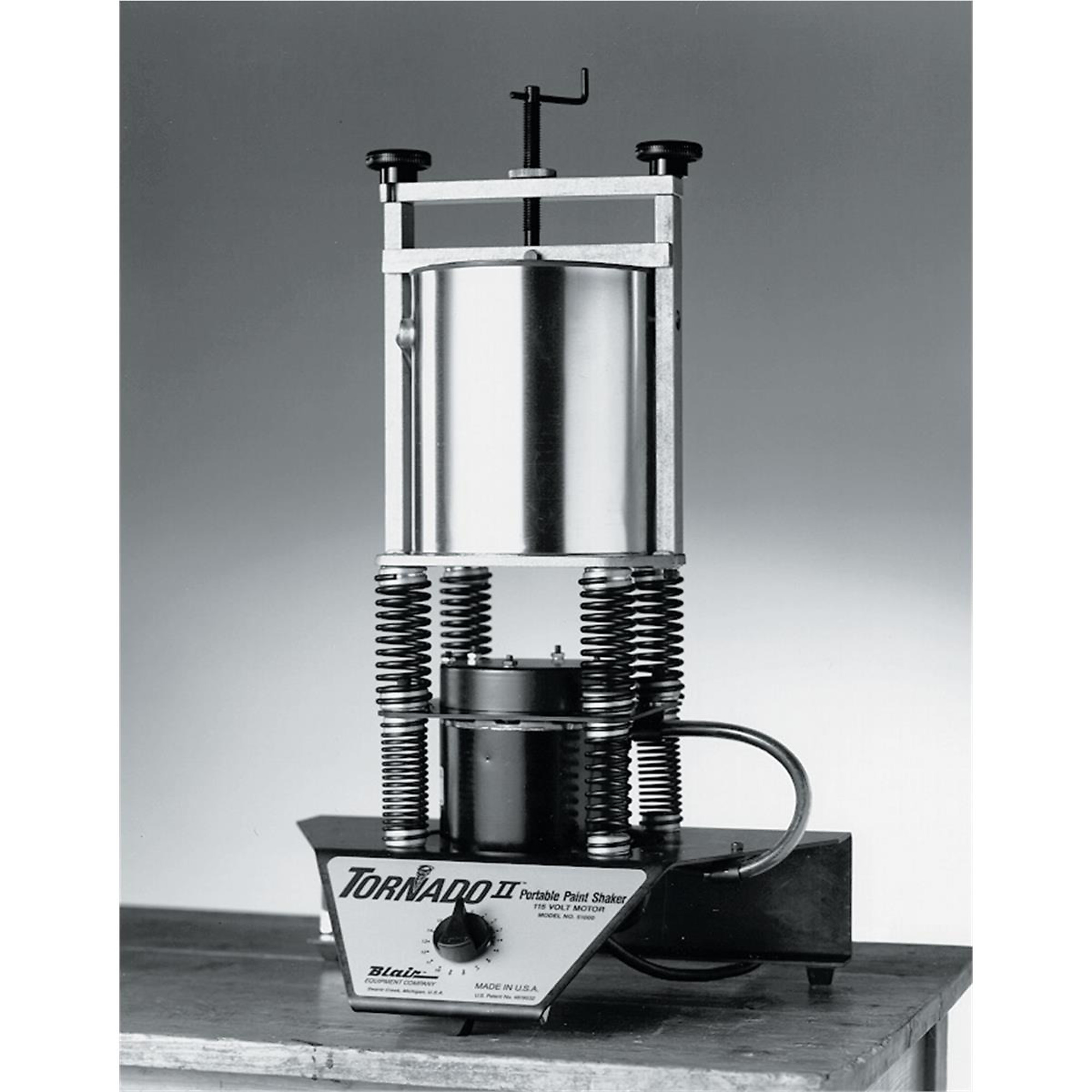 Blair TORNADO II ELECTRIC PAINT SHAKER