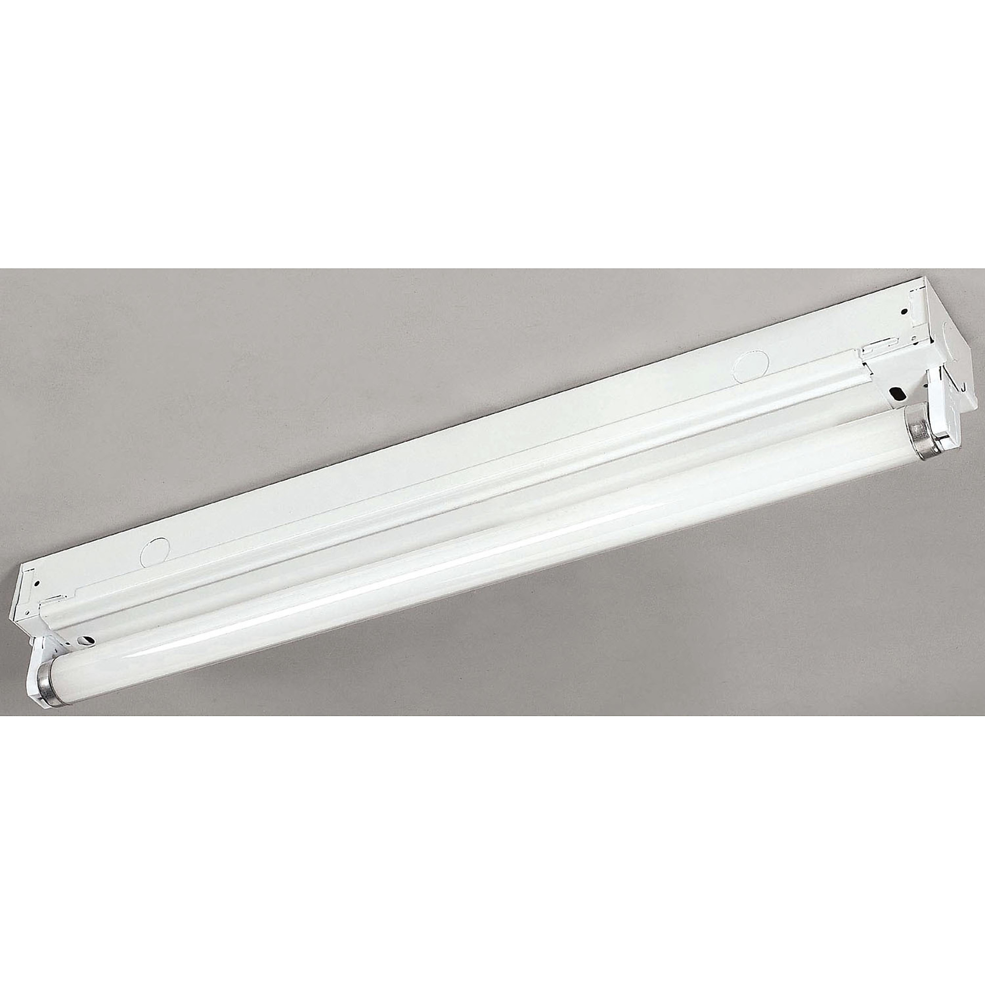 Canarm Fluorescent light, 24 IN Strip, Model EFT824117