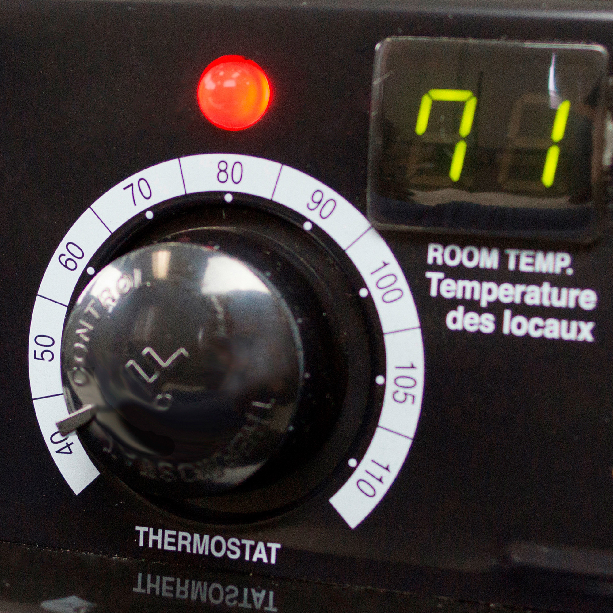 Dyna-Glo Delux Portable Kerosene Heater — 135,000 BTU, 3200 Sq. Ft. Heating  Capacity, Model# KFA135DGD | Northern Tool
