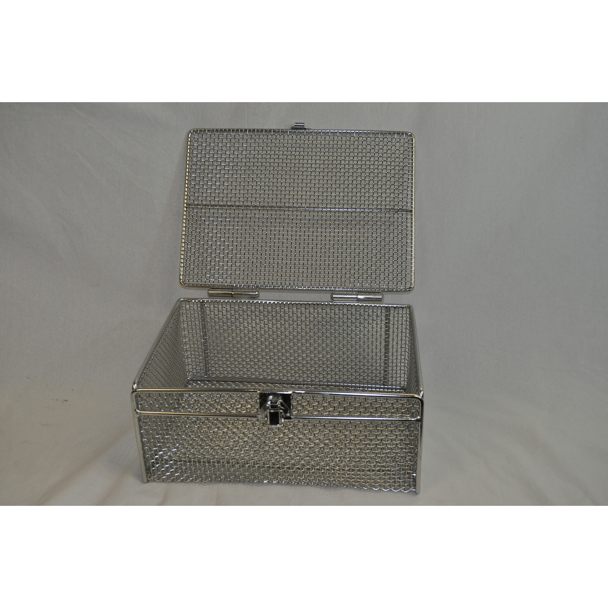Marlin Steel Material Handling and Washing Basket with Hinged Lid, Electropolished Finish, 14in.L x 11.06in.W x 6.31in.H