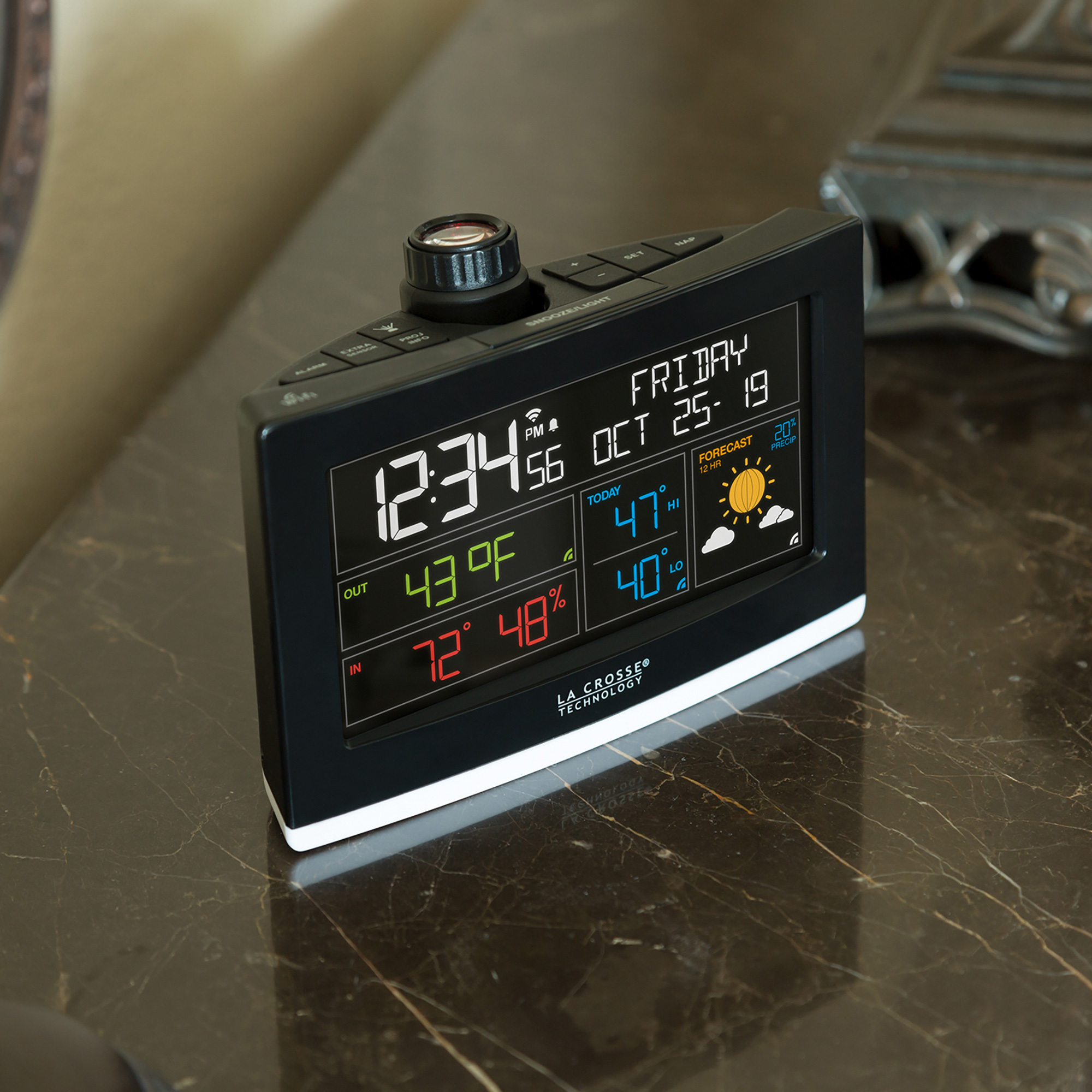 La Crosse Technology WiFi Projection Alarm Clock — Model C82929INT