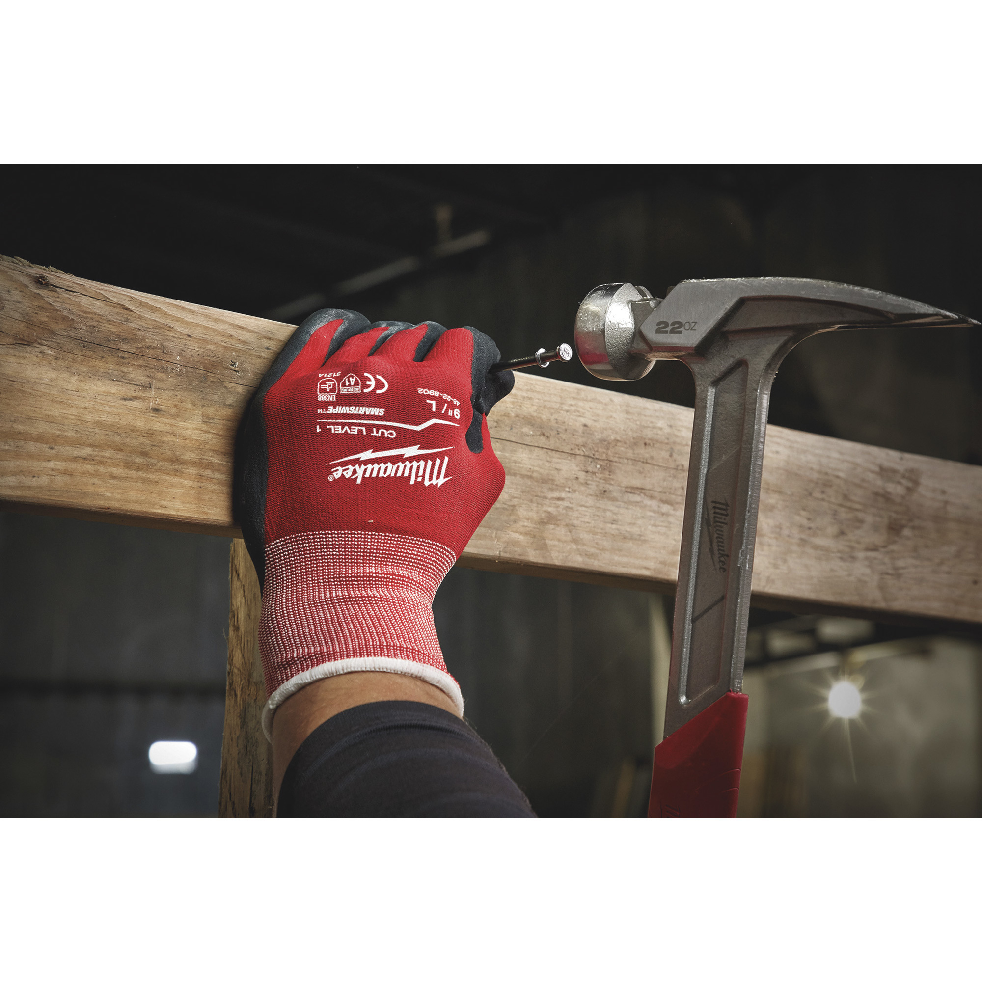 MILWAUKEE® Cut Level 1 Gloves For Builders & Tradesmen