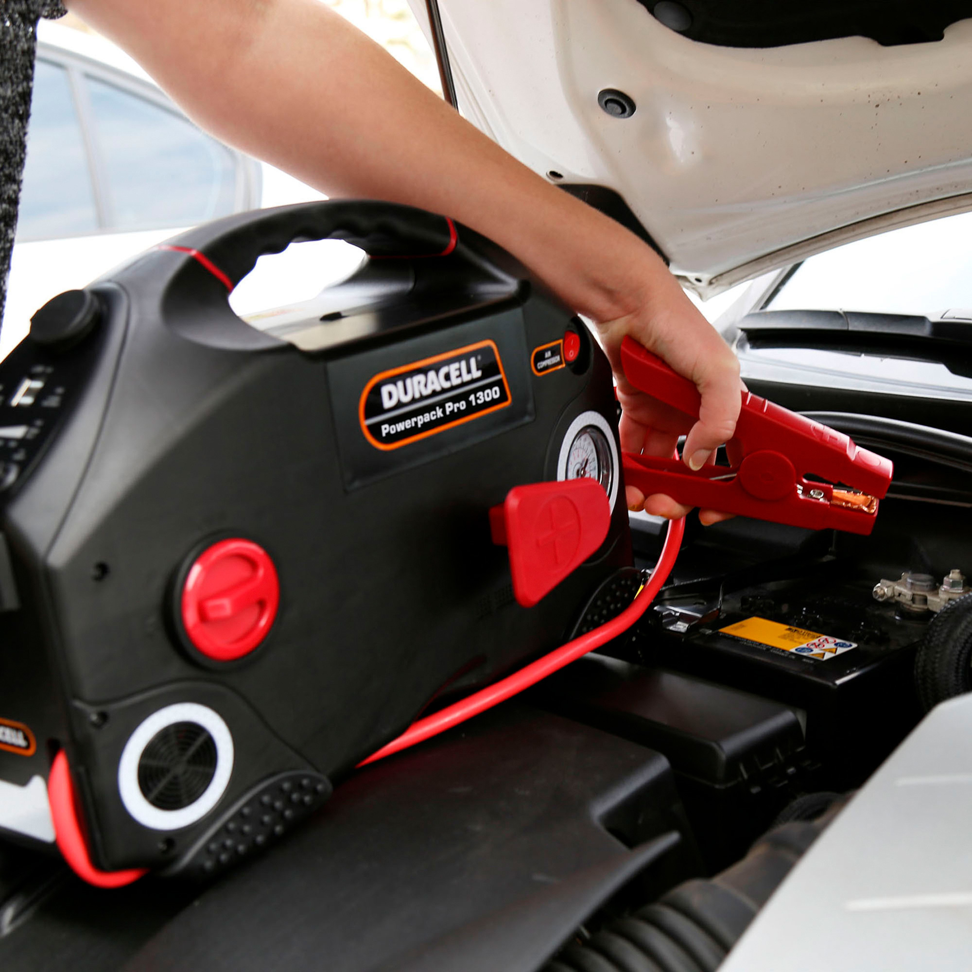 Duracell 12 Volt Jump Starter Powerpack Pro 1300 with Air