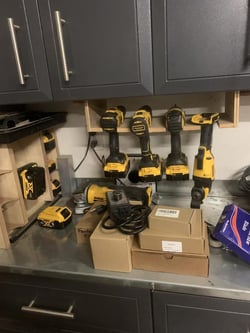 DEWALT 20V MAX Cordless Lithium-Ion Drill/Driver and Impact Driver Combo Kit