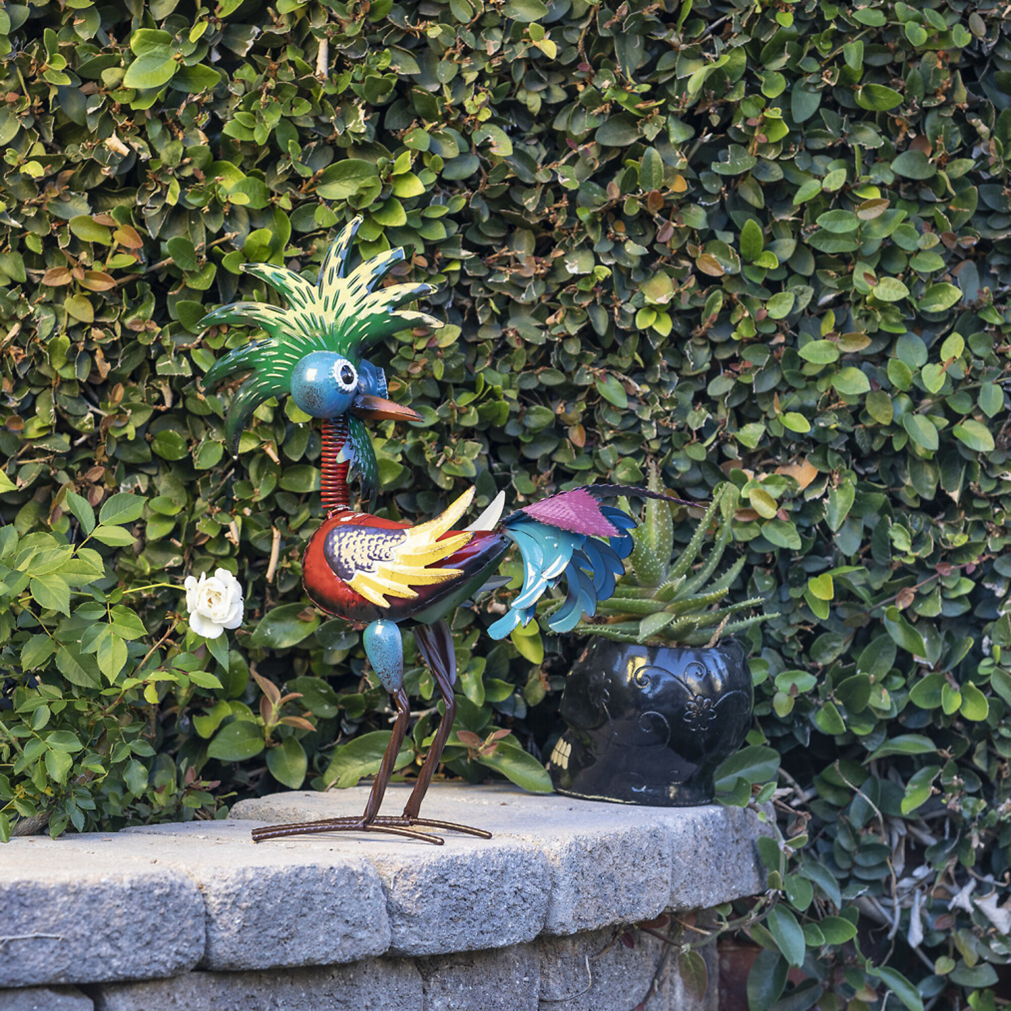 Alpine Corporation, Metal Wacky Tropical Rooster Decor with Blue Tail, Model MZP390