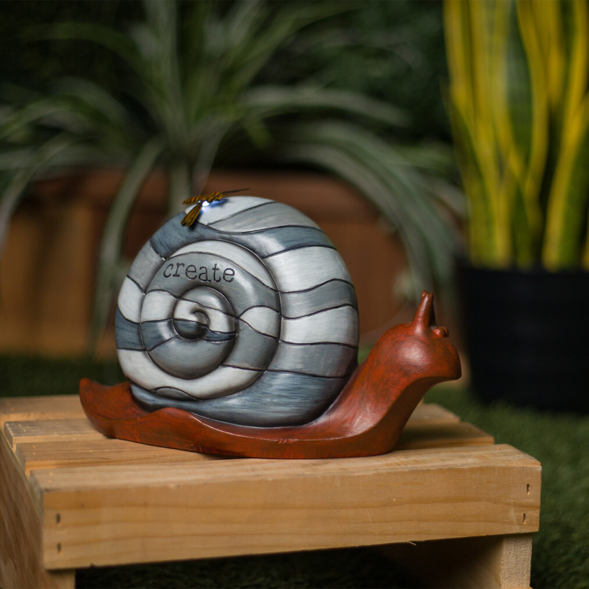 Alpine Corporation, Solar Gray Snail 'Create' Decor with LED Light, Model WQA1600