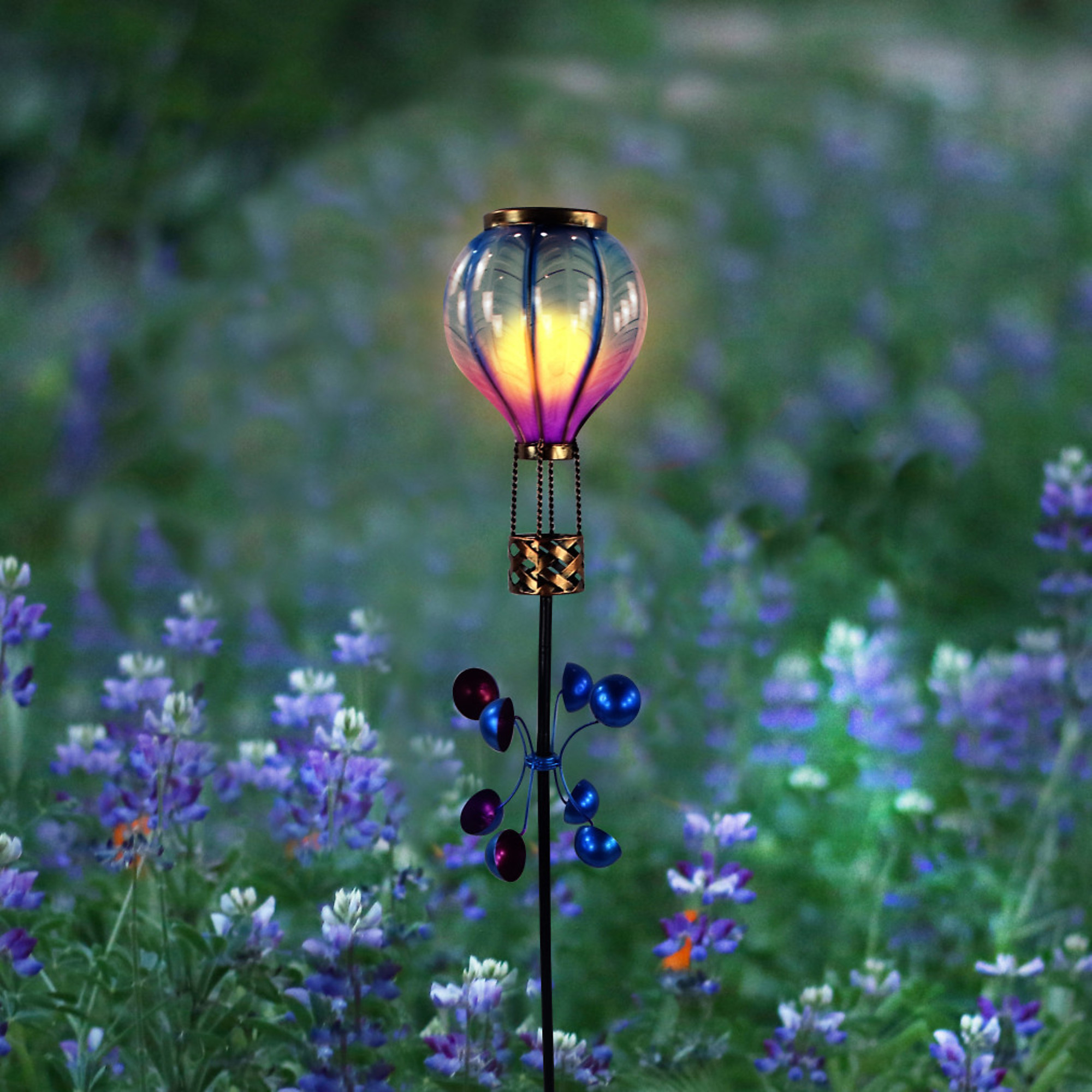 Alpine Corporation, Solar Hot Air Balloon Spinning Garden Stake w/LED, Color Multi, Watts 0 Included (qty.) 1 Model RGG1002SLR